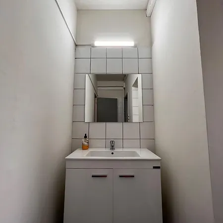 Wsd Hera Athina Train Station Apartment